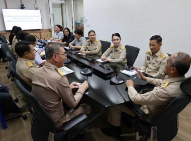 เข้าร่วมการประชุมคณะทำงานการจัดตกแต่งซุ้มถวายดอกไม้จันทน์ ... พารามิเตอร์รูปภาพ 4